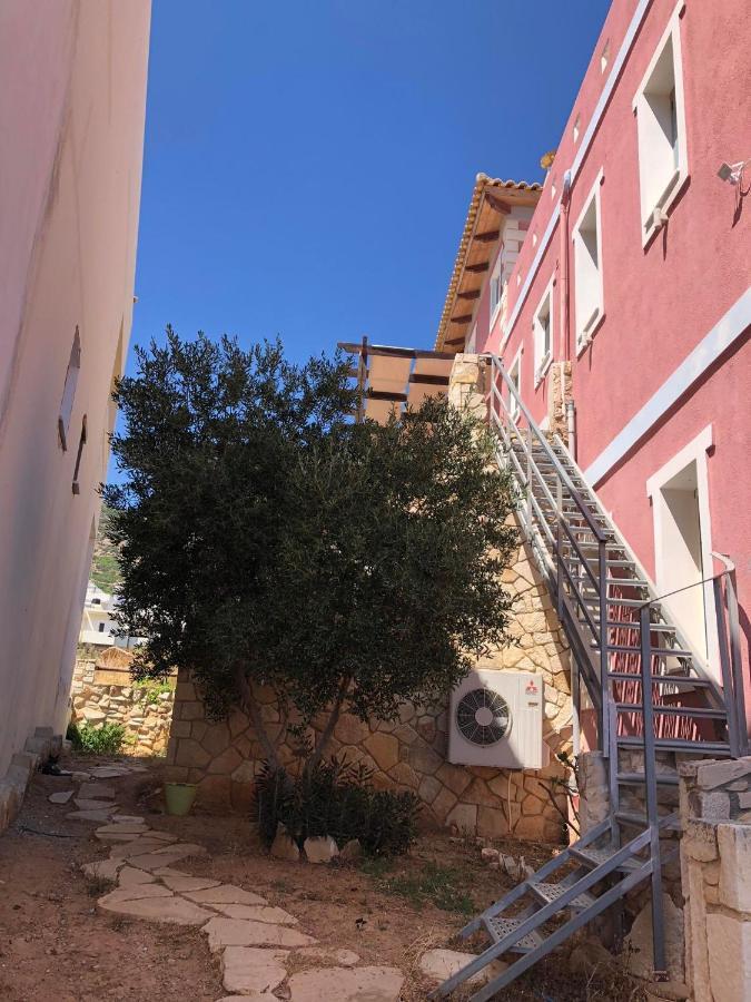 Ferienwohnung Pink House Paleochora Exterior foto
